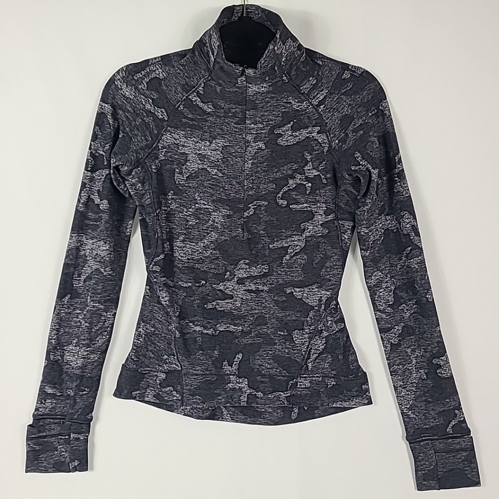 Lululemon Women's Outrun The Elements Half Zip Pullover Gray Camo Athletic Sz 4